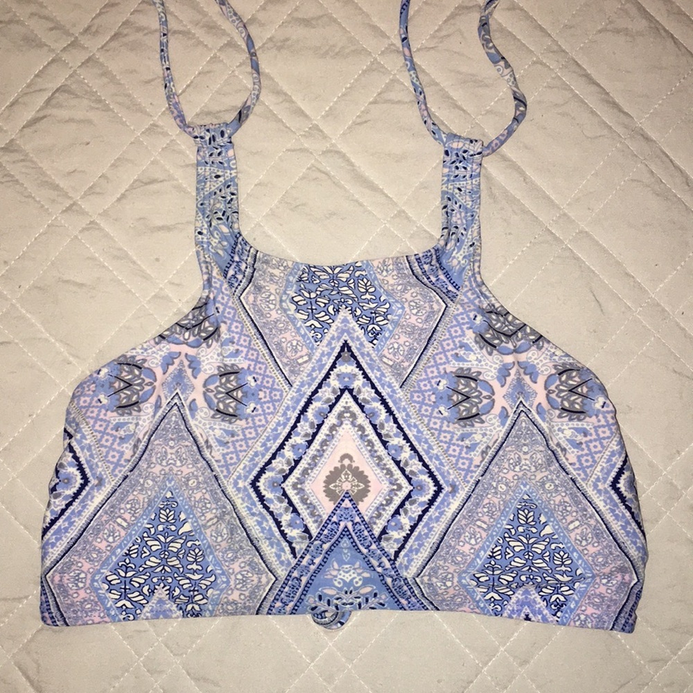 Cute bikini top